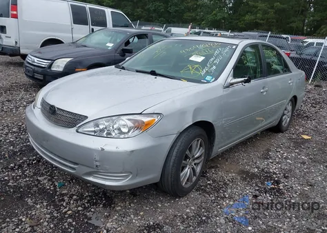 2002 Toyota Camry Xle V6 z USA, uszkodzony, nr VIN 4T1BF30KX2U010116